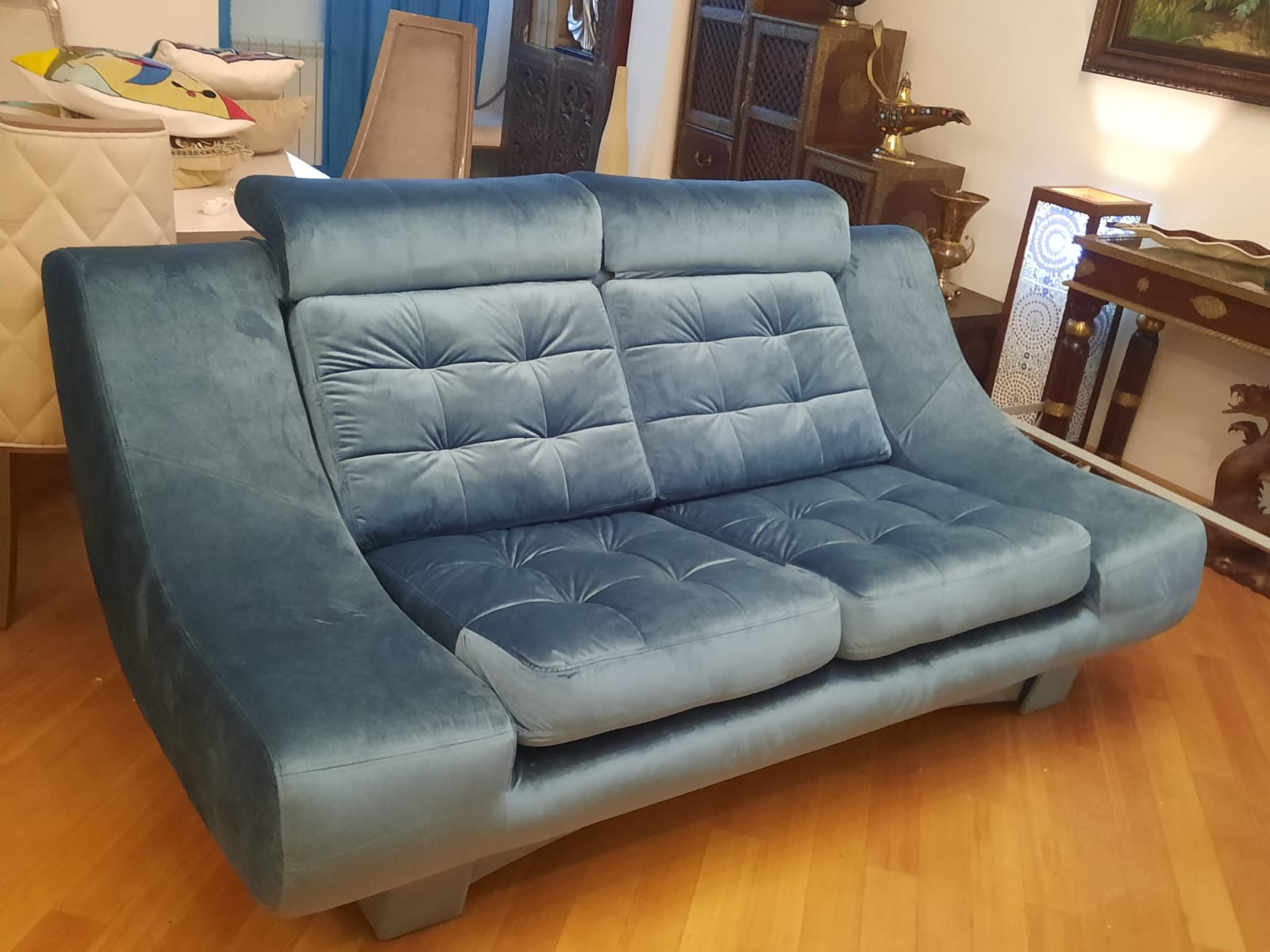 Обивка дивана на дому. Вязники