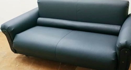 Обивка дивана на дому. Вязники